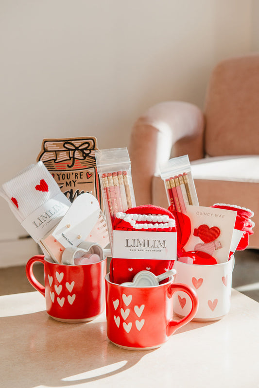 Mystery Gift - Love Mugs