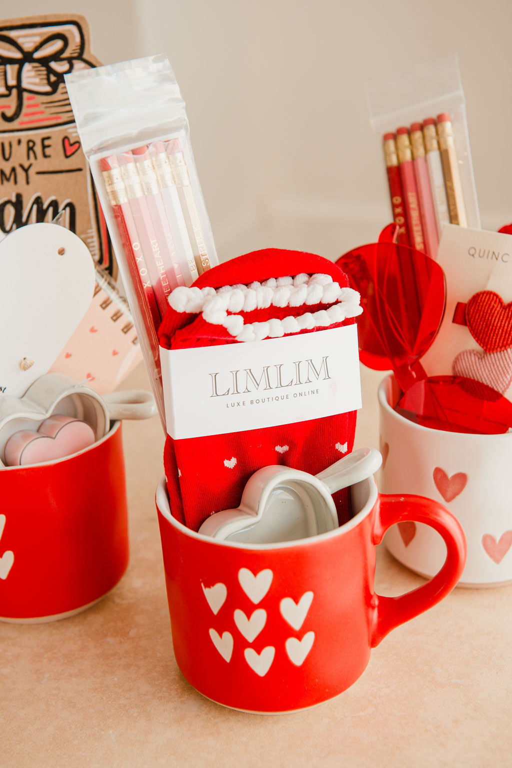 Mystery Gift - Love Mugs