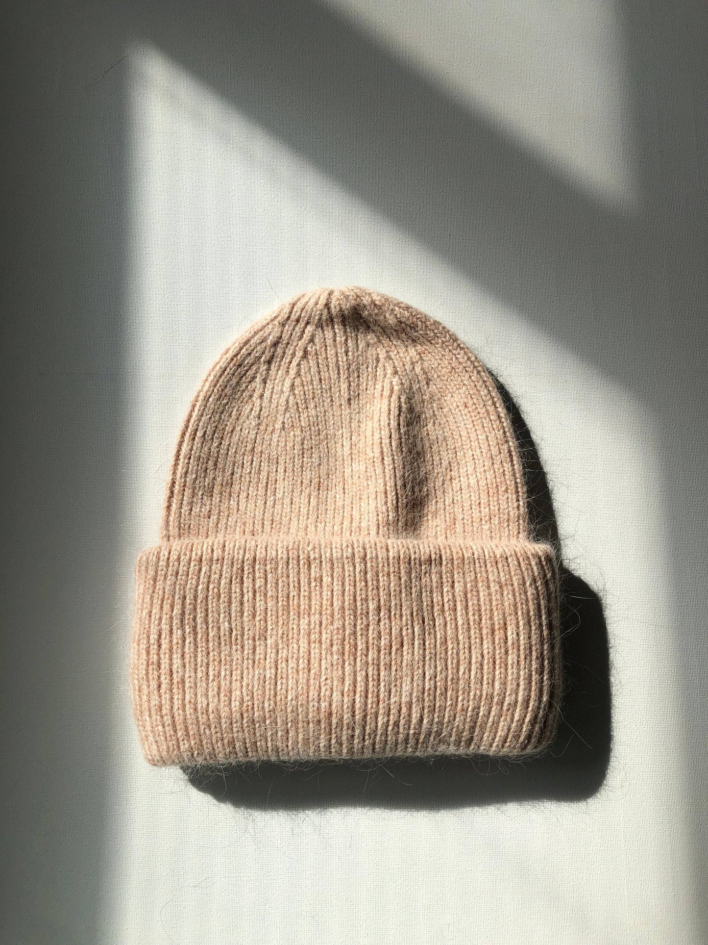 ROYAL ANGORA BEANIE - neutral: Camel